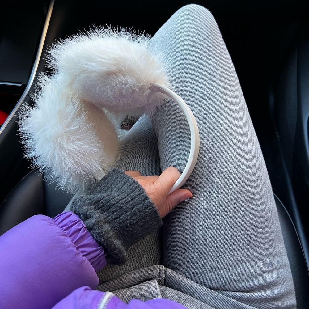 Ear warmer